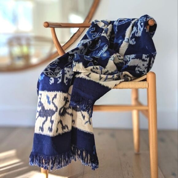 Cotton Ikat Throw - Picture 2 of 5